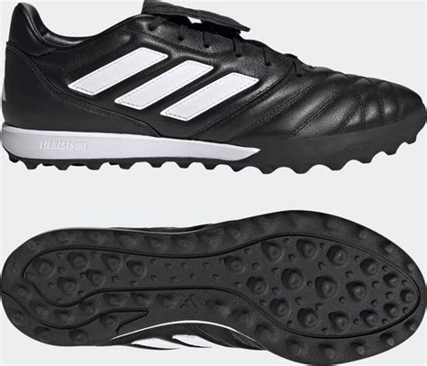 Turf voetbalschoenen .